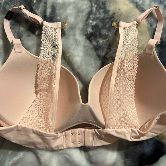 NWT Victoria Secret Cloud bra - Picture 8 of 14